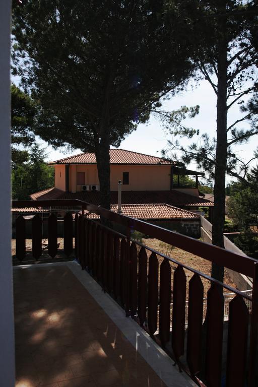 Il Giardino Di Leoca Bed & Breakfast Nicolosi Cameră foto