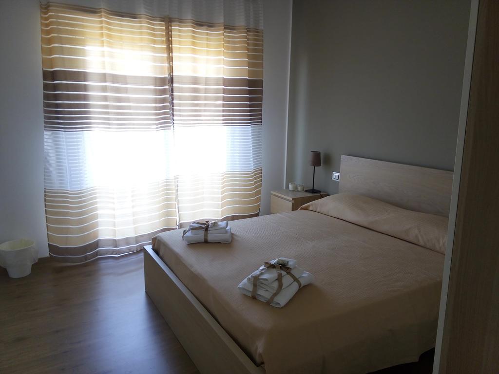 Il Giardino Di Leoca Bed & Breakfast Nicolosi Cameră foto